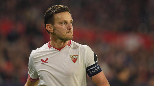 Versus / Ivan Rakitic deja el Sevilla rumbo al Al-Shabab saudí