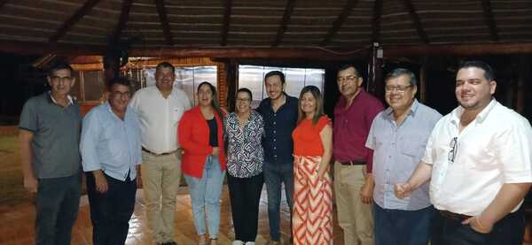 Intendentes de Paraguarí defenderán descentralización