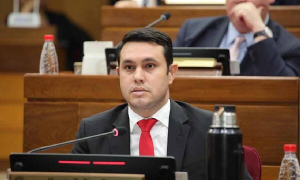 Convocan a senadores para tratar desafuero de Hernán Rivas y ley antinepotismo – Prensa 5