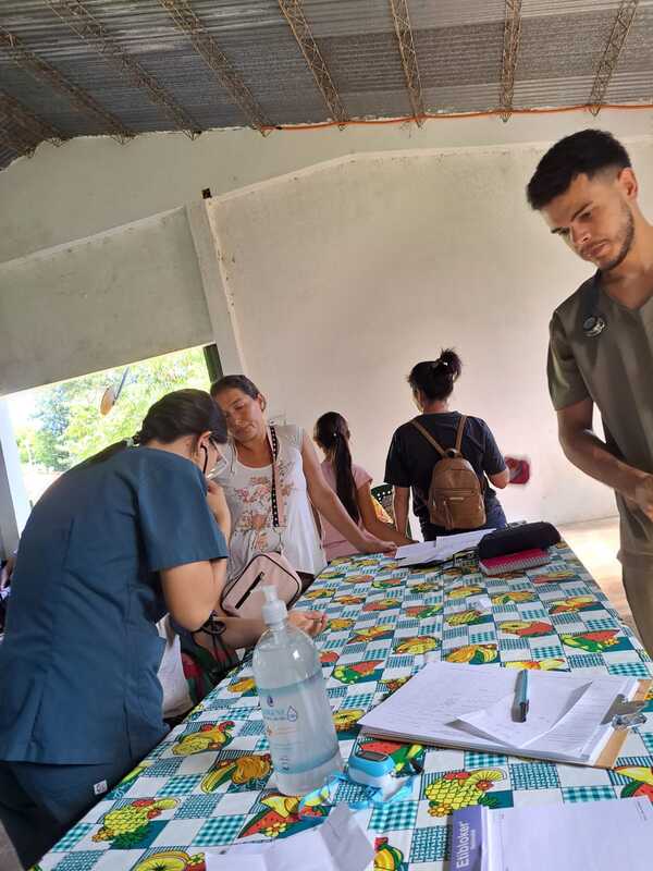 Exitosa jornada de atención médica integral en Carmen del Paraná