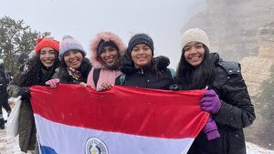 Jóvenes paraguayas participan de intercambio cultural en Estados Unidos