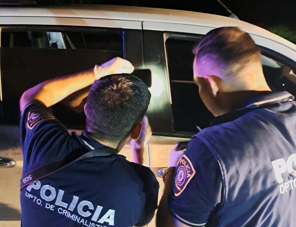 Maniataron a dos mujeres para robarles dinero y una camioneta | 1000 Noticias