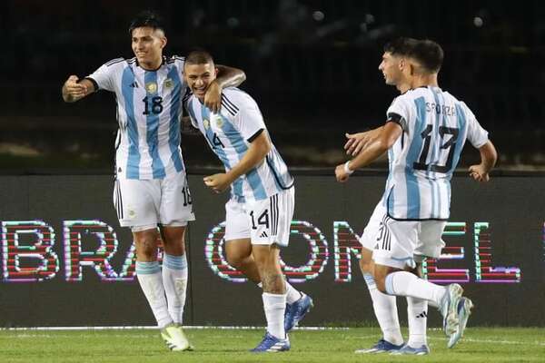 Argentina golea y clasifica a Paraguay - Fútbol - ABC Color