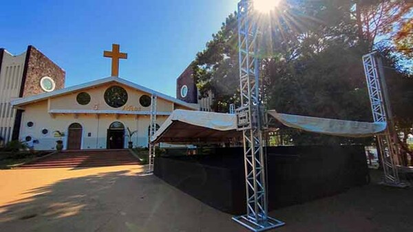 Hoy inicia festival en homenaje a San Blas en la explanada de la Catedral | DIARIO PRIMERA PLANA