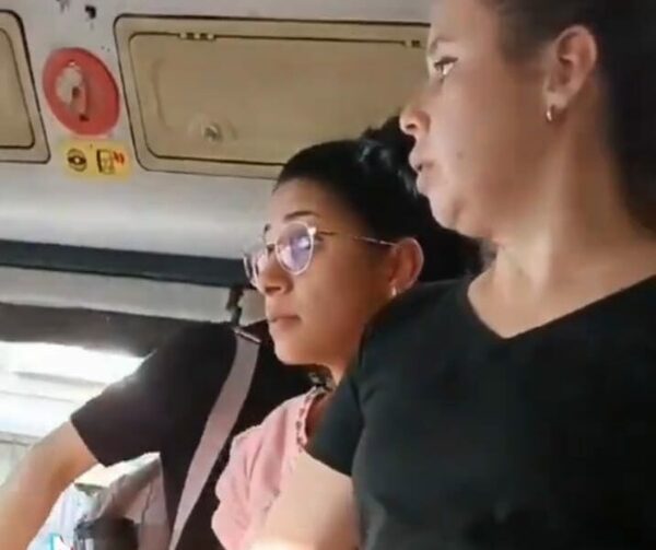 (VIRAL) La tortura en los colectivos: “¿Sobre tu cabeza querés que siente?”