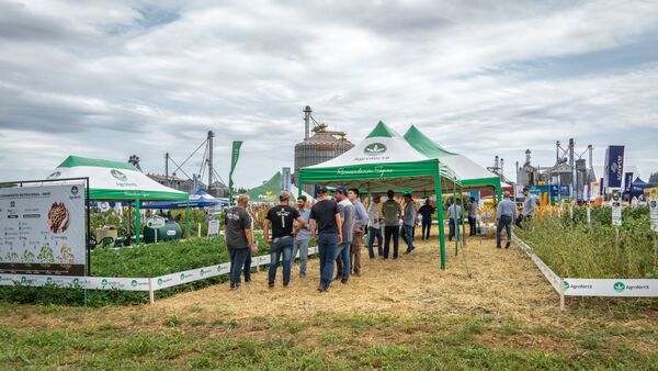 Tecnologías de vanguardia para combatir malezas y plagas fueron exhibidas por Agrofértil