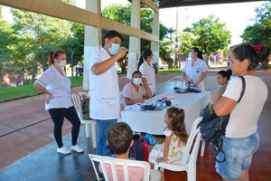 Atención médica gratuita a pobladores de Cambyretá.