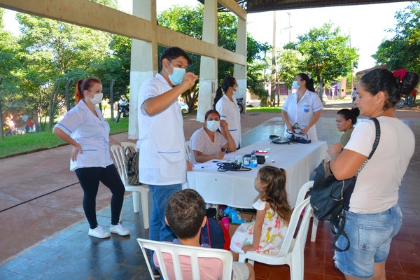 Atención médica gratuita a pobladores de Cambyretá.
