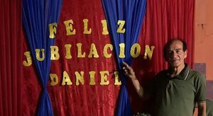 FARRA HIZO CON SUS FAMILIARES TRAS JUBILARSE