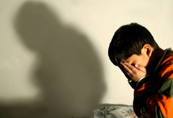 Aumentan drásticamente consultas por intentos de suicidio en niños
