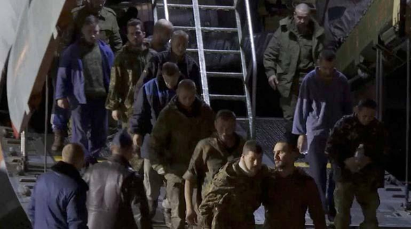 Rusia y Ucrania intercambian cerca de 400 prisioneros de guerra