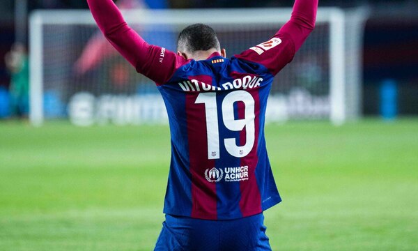 Versus / Vitor Roque da un poco de respiro al Barcelona
