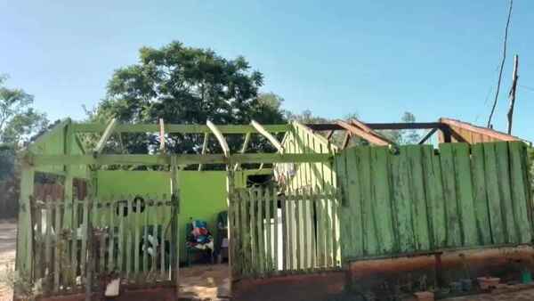 Fugaz temporal golpea a familias en Loreto