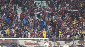 Dura sanción: APF determina que Cerro jugará dos partidos sin su hinchada - Unicanal