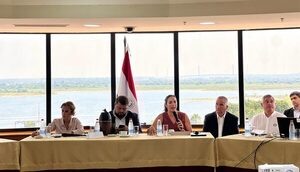 Ministra informó al Congreso sobre obras de mantenimiento de la red vial - .::Agencia IP::.