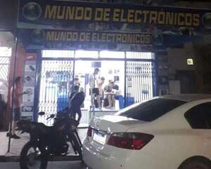 Roban productos electrónicos en el microcentro esteño - ABC en el Este - ABC Color