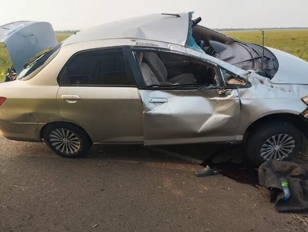 Caazapá: Un chico de 13 años tomó el auto de su mamá sin permiso y falleció en un accidente - Radio Imperio 106.7 FM