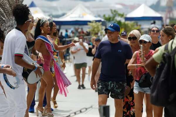 Carnaval de Brasil prevé una facturación récord de 1.819 millones de dólares - Viajes - ABC Color