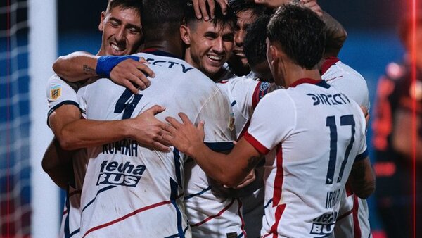 Adam Bareiro anota en el fútbol argentino
