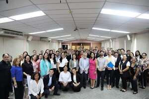 Jóvenes científicos brillan en el Foro de Investigadores de la UNIBE