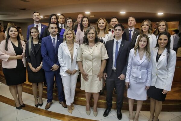 Juran 21 nuevos defensores públicos