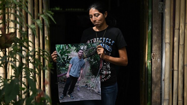 El lado oscuro de la "guerra" contra las pandillas de Bukele