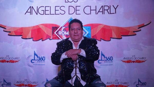 [VIDEO] Cantante de "Ángeles de Charly" contó el loco pedido que le hizo una pareja de fans