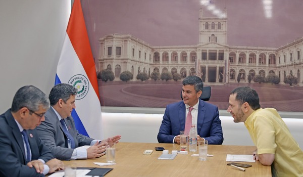 Celebran incremento del 12% en la participación de mercado de la Industria Nacional del Cemento - .::Agencia IP::.