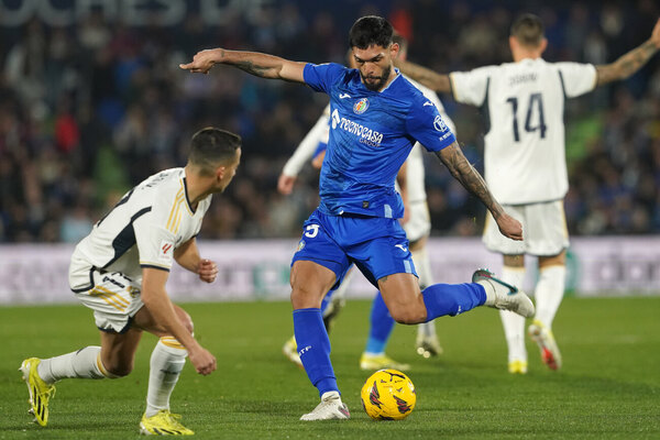 Versus / El Getafe de Omar Alderete cae ante el líder Real Madrid