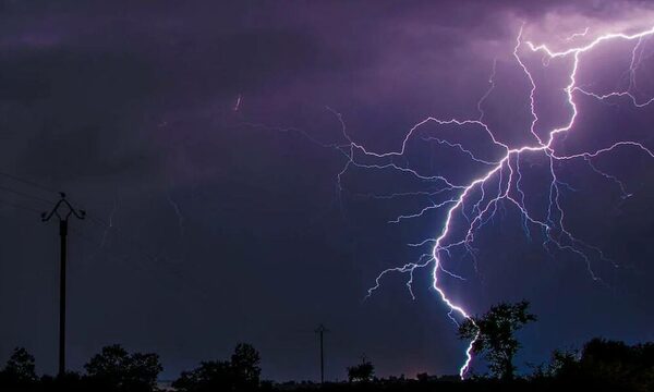 Oúta tormenta “fidemundo”: Meteorología anuncia granizo, rayos y vientos fuertes