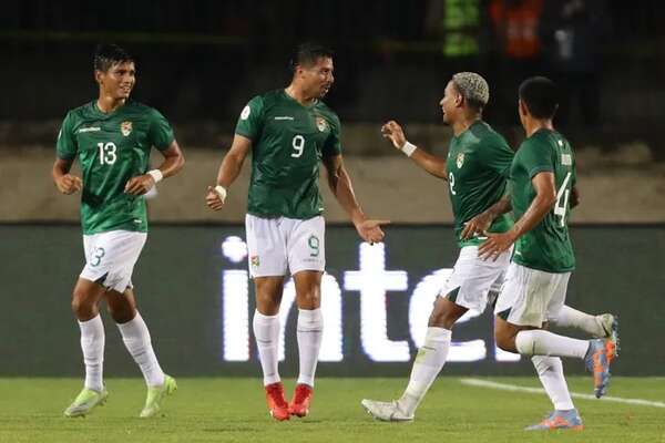 Un doblete de José Briceño consuela a Bolivia en su despedida del sueño olímpico - Fútbol Internacional - ABC Color