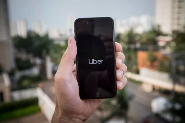Multa a Uber de 10 millones de euros en Países Bajos por violar normas de privacidad