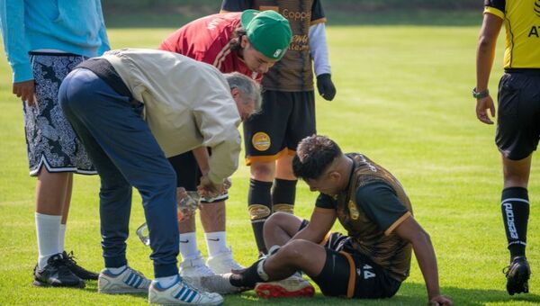 Cuando algo se rompe: ¿Aumentó el número de lesiones de ligamentos en futbolistas?