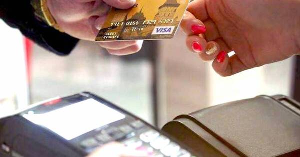 La Nación / Se “tarjeteó” 11 % más a fin de año, el nivel más alto registrado