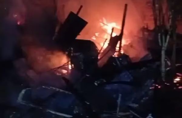 Niño de 8 años y su madre, mueren calcinados tras incendio de vivienda - Noticiero Paraguay