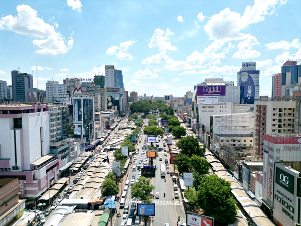 Ciudad del Este es la joya comercial de la triple frontera - La Clave