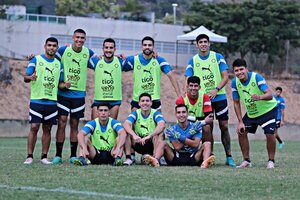 Albirroja quiere el primer lugar en su grupo