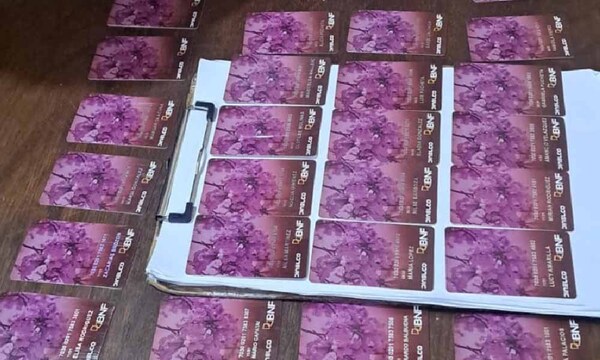 Policía detiene a un hombre con más de 60 tarjetas de débito del BNF en Asunción – Prensa 5
