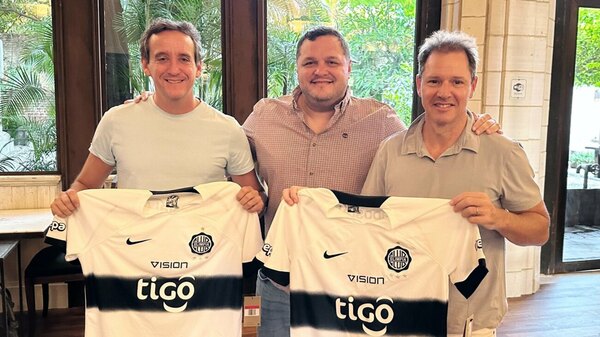 Versus / "Coto" Nogués se reunió con el presidente de uno de los clubes más poderosos de Sudamérica