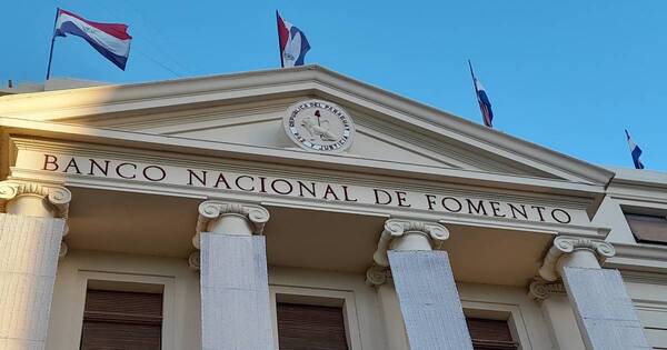 Diario HOY | Militares dejarán de custodiar el Banco Nacional de Fomento