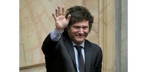 Javier Milei conversa con BlackRock, que ir谩 a Argentina a evaluar inversiones - Revista PLUS