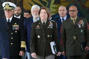 Jefa del Comando Sur de EE.UU. visitará Uruguay para una serie de discusiones - Mundo - ABC Color
