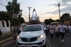 Atyrá se vistió de blanco en honor a la Virgen de la Candelaria - Nacionales - ABC Color