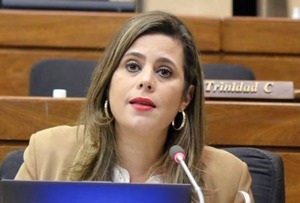 Kattya González denuncia a Diputado por violencia política - PDS RADIO Y TV