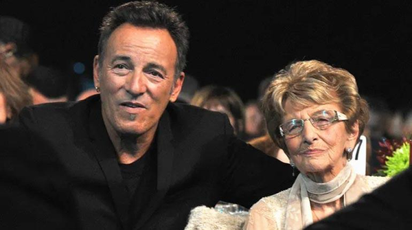 Bruce Springsteen comunica el fallecimiento de su madre, Adele