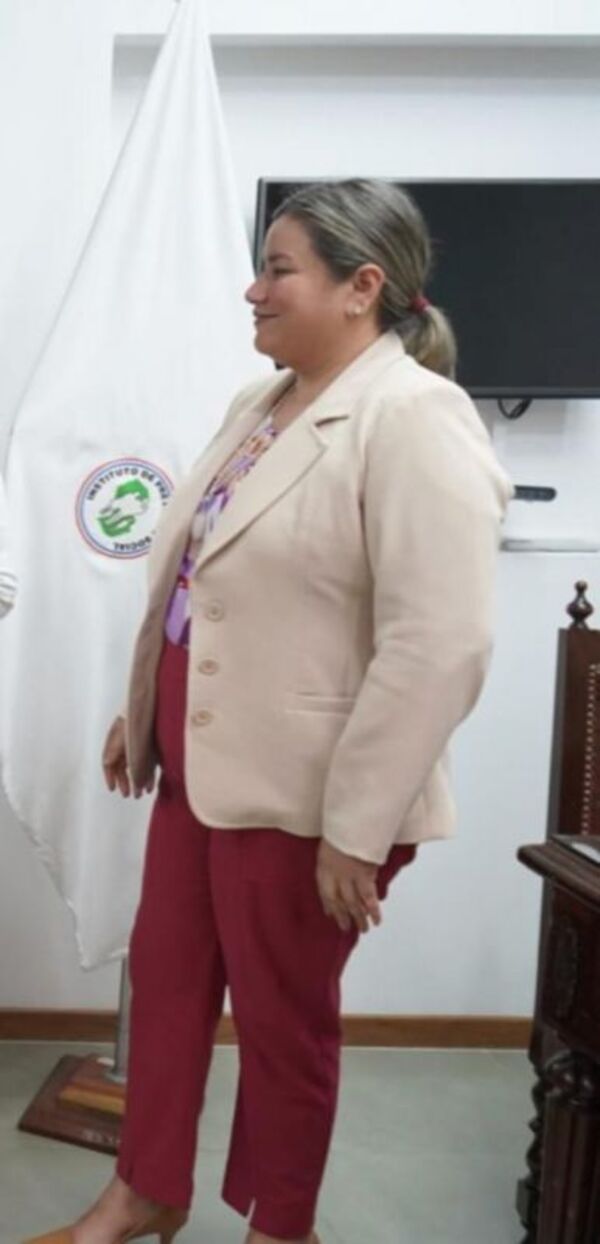Apuntan a jefa de Gabinete de IPS como cabeza de esquema de venta de nombramientos