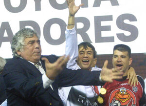 “El Mono” Tavarelli rindió homenaje a Osvaldo Domínguez Dibb: “Dejó un gran legado”