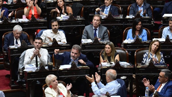 La ley ómnibus, impulsada por Javier Milei, es aprobada en general en el Congreso de Argentina