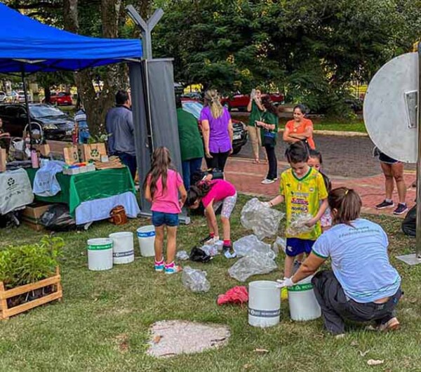 Con apoyo de la UPE realizan jornada de educación ambiental en Presidente Franco | DIARIO PRIMERA PLANA
