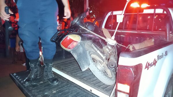 Descubren a alias «Cabecita» robando ventiladores; vecinos lo persigueron